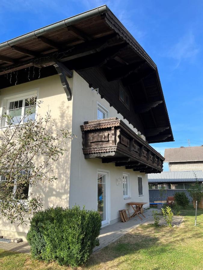 Pferdehof Thomayer Straßwalchen Eksteriør bilde