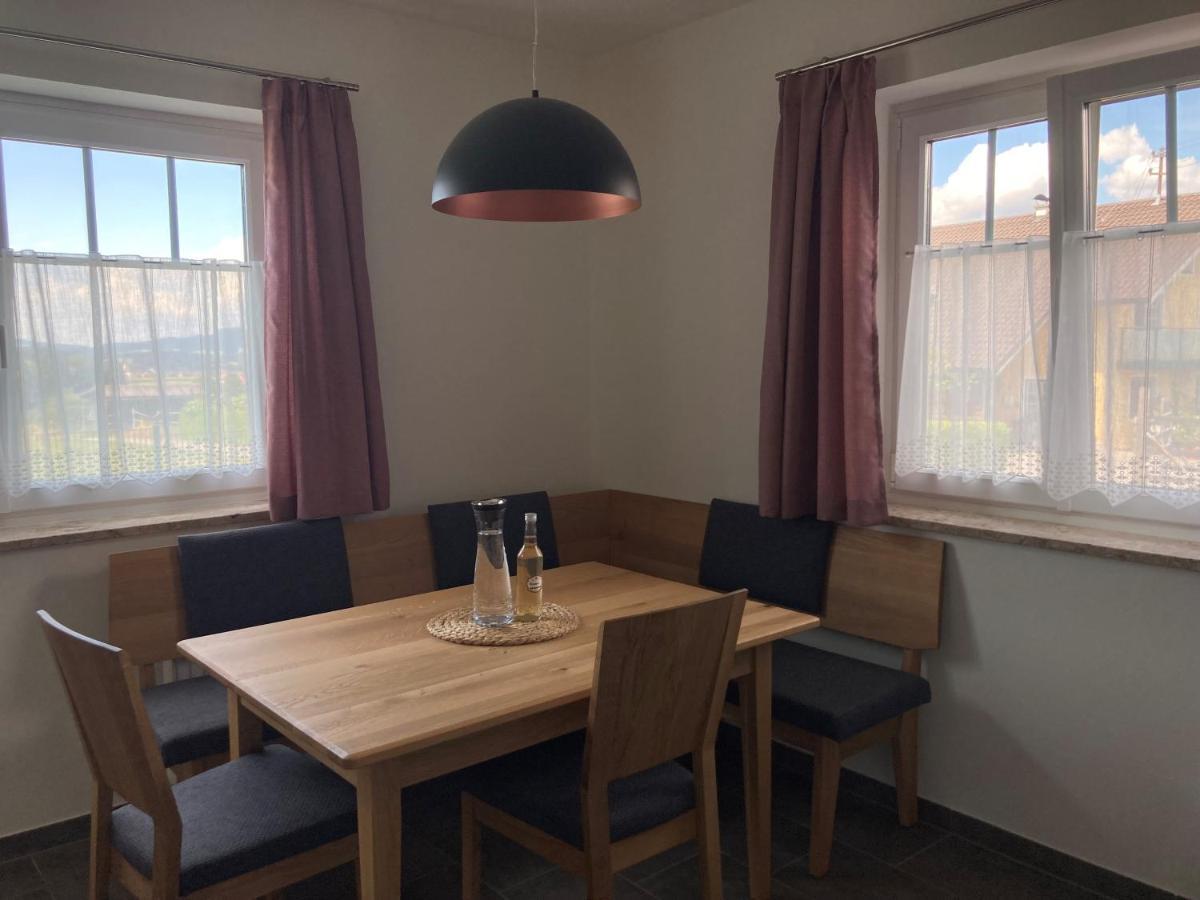 Pferdehof Thomayer Straßwalchen Eksteriør bilde